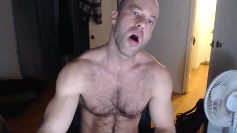 Snapshot of oregon87 chatting on December 30, 2024, 1:25 pm The Oregon Lumberjack online show from December 30, 2024, 1:25 pm