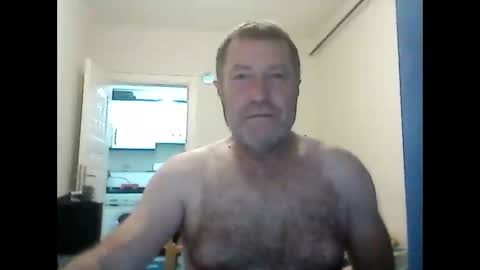 orhansakar12 online show from April 23, 2026, 4:53 pm