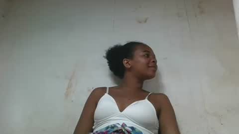 ornellahhh online show from November 29, 2025, 6:11 pm