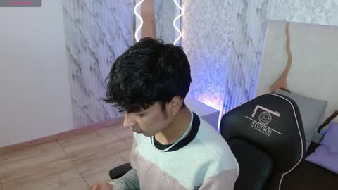 osamu_tay online show from April 6, 2026, 3:04 am