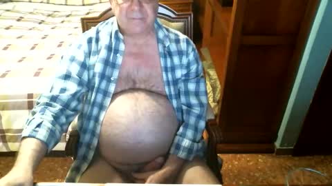 Snapshot of oscarw chatting on February 12, 2026, 5:19 pm Oscar online show from February 12, 2026, 5:19 pm