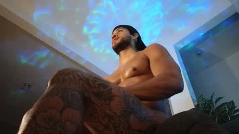 osher_cox online show from October 29, 2025, 3:09 am