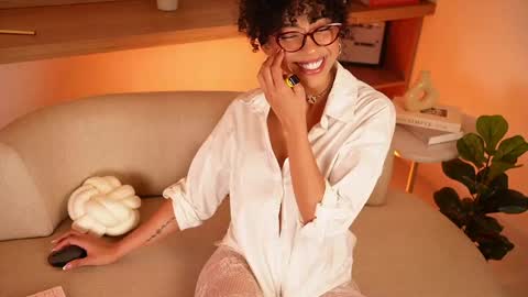 Oshun  online show from May 30, 2026, 10:51 pm