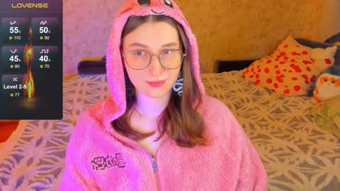 Snapshot of oskar_fucker chatting on December 4, 2024, 11:24 pm Leliana online show from December 4, 2024, 11:24 pm