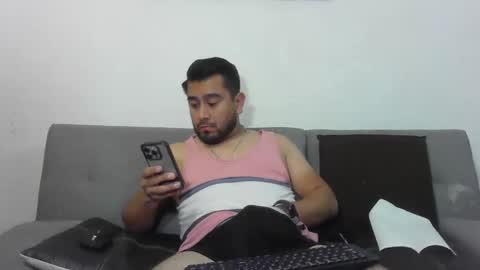 Snapshot of oskregal chatting on November 7, 2025, 2:00 am oskregal online show from November 7, 2025, 2:00 am