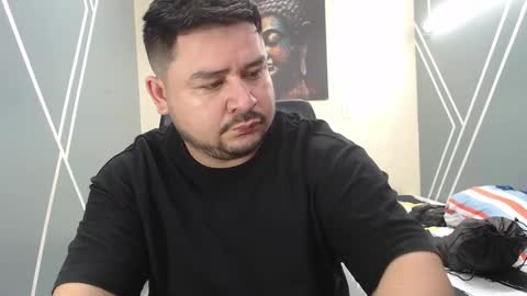 Snapshot of oso_gael chatting on January 19, 2025, 5:18 pm Bear Gael online show from January 19, 2025, 5:18 pm