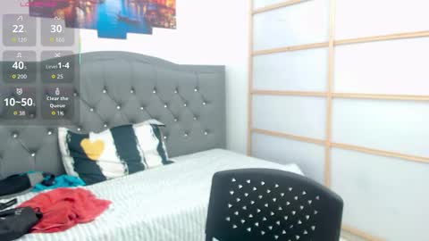 Snapshot of oso_gael chatting on September 14, 2025, 5:45 pm Bear Gael online show from September 14, 2025, 5:45 pm