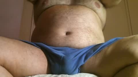 Snapshot of osolicencioso chatting on October 5, 2025, 4:33 am Oso Licencioso online show from October 5, 2025, 4:33 am