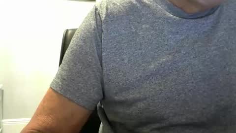 Ossi online show from October 15, 2025, 9:59 pm