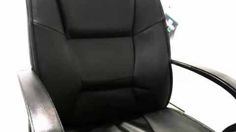 Ossi online show from November 4, 2025, 7:46 pm