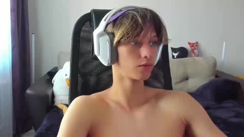 Ostin online show from September 16, 2025, 7:09 am