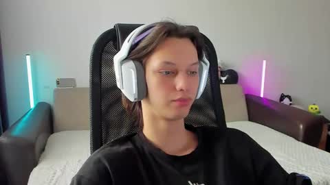 Ostin online show from February 17, 2026, 8:55 am