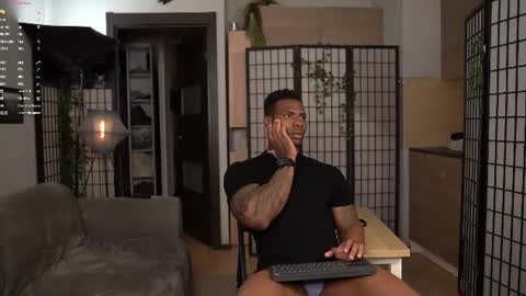 Snapshot of ostine_brown chatting on June 25, 2026, 7:29 pm Ostine Brown online show from June 25, 2026, 7:29 pm
