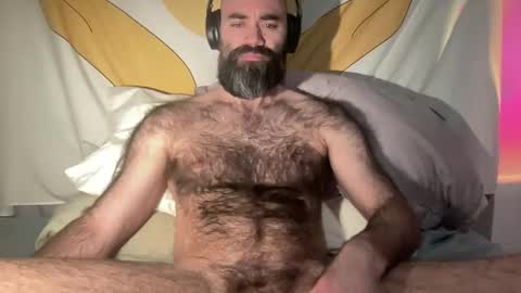 Snapshot of otterboy_1987 chatting on January 21, 2025, 5:27 am Fraser Foxx online show from January 21, 2025, 5:27 am