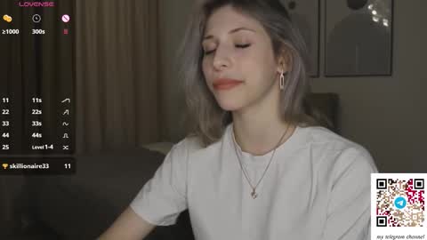 Snapshot of ottiliebolyard chatting on February 19, 2026, 9:11 pm Anne online show from February 19, 2026, 9:11 pm