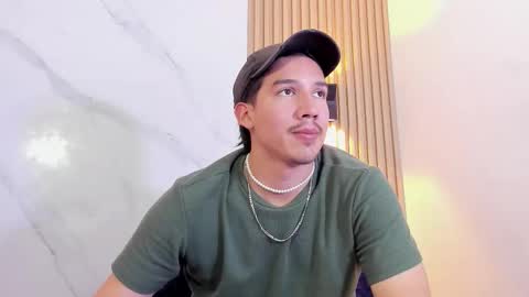 Snapshot of otto_andrew chatting on February 12, 2026, 7:31 pm Otto Andrew online show from February 12, 2026, 7:31 pm