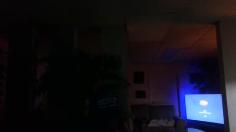 Snapshot of ouiostie chatting on December 19, 2024, 12:34 pm Vraiment la online show from December 19, 2024, 12:34 pm