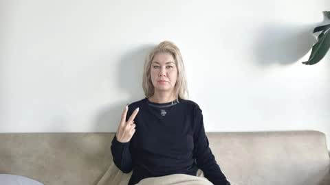 Irma Sophia  Dan online show from December 7, 2024, 9:17 am