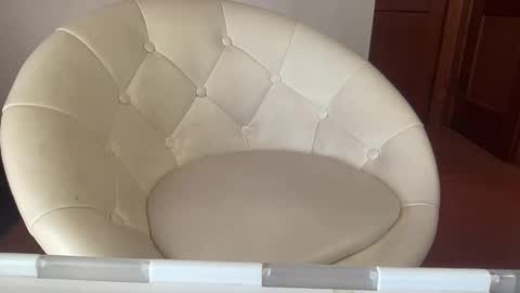 Snapshot of outofhisleague_ chatting on November 19, 2025, 5:57 pm outofhisleague_ online show from November 19, 2025, 5:57 pm