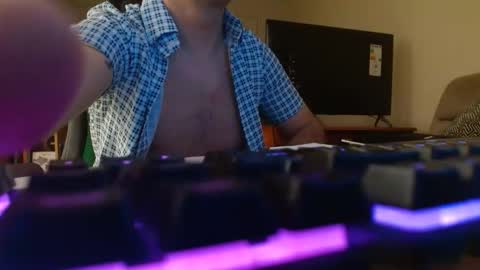 oversizecum online show from April 16, 2026, 10:34 pm