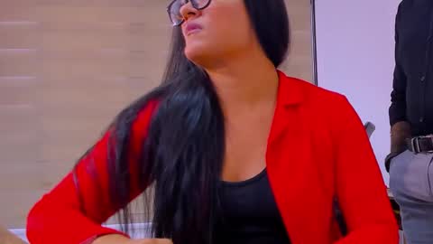 Snapshot of overtime__ chatting on January 13, 2026, 9:09 pm Hi guys online show from January 13, 2026, 9:09 pm