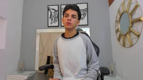 Snapshot of owen__johnson chatting on September 18, 2025, 11:23 am Owen Johnson online show from September 18, 2025, 11:23 am