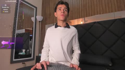 Snapshot of owen__johnson chatting on September 20, 2025, 11:55 am Owen Johnson online show from September 20, 2025, 11:55 am