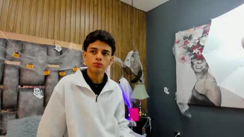 Snapshot of owen__johnson chatting on November 3, 2025, 12:17 pm Owen Johnson online show from November 3, 2025, 12:17 pm