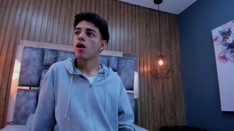 Snapshot of owen__johnson chatting on November 19, 2025, 11:54 am Owen Johnson online show from November 19, 2025, 11:54 am