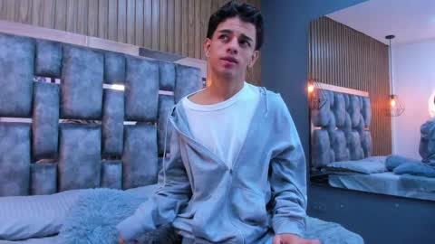 Snapshot of owen__johnson chatting on January 7, 2026, 11:45 am Owen Johnson online show from January 7, 2026, 11:45 am