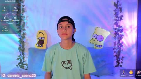 Owen foxx online show from December 17, 2024, 1:39 am