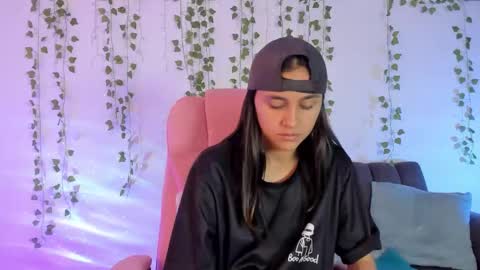 Snapshot of owenfoxx1 chatting on February 10, 2026, 2:10 pm Owen foxx online show from February 10, 2026, 2:10 pm