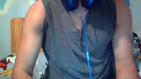 Snapshot of owensir chatting on November 27, 2025, 12:02 am owensir online show from November 27, 2025, 12:02 am