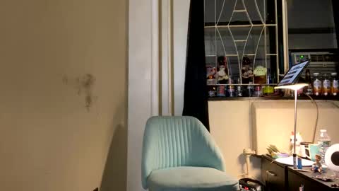 Snapshot of oyeblancki chatting on January 1, 2025, 1:04 am CoCreatorBlancki online show from January 1, 2025, 1:04 am