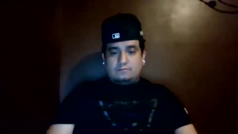 ozlo online show from October 17, 2025, 8:33 pm