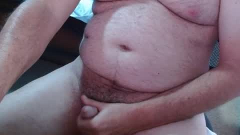 Snapshot of ozzieozzieoi chatting on January 7, 2025, 2:20 am HairyolOz online show from January 7, 2025, 2:20 am