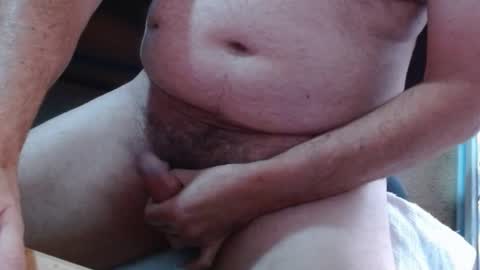 Snapshot of ozzieozzieoi chatting on January 16, 2025, 2:19 am HairyolOz online show from January 16, 2025, 2:19 am