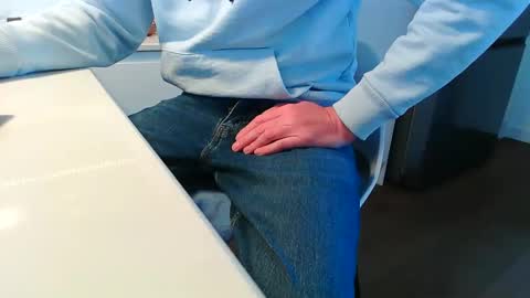 pablo19692017 online show from March 24, 2026, 9:47 am