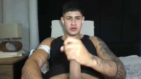 Javi    online show from December 1, 2024, 11:25 pm