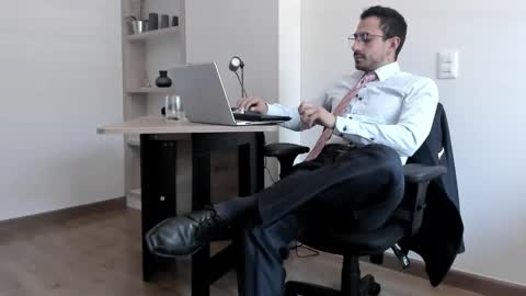 Snapshot of pablo_rincon95 chatting on January 19, 2025, 4:46 pm pablo rincon95 online show from January 19, 2025, 4:46 pm