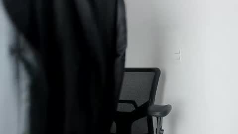 Snapshot of pablo_rincon95 chatting on January 23, 2025, 11:48 am pablo rincon95 online show from January 23, 2025, 11:48 am