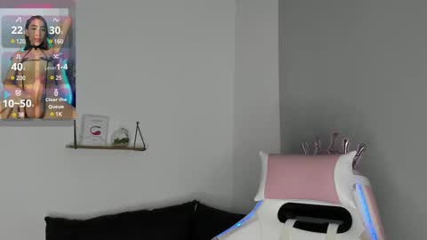 Snapshot of pablohot_5 chatting on February 12, 2025, 9:42 am kYLIE online show from February 12, 2025, 9:42 am