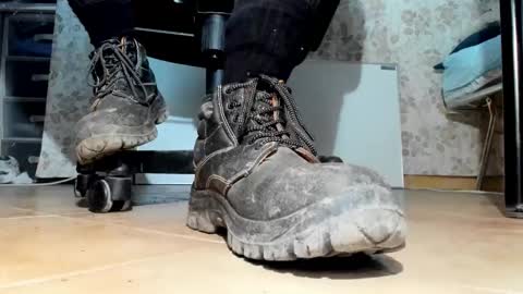 Snapshot of pablomenesssl chatting on November 5, 2025, 6:41 pm Pablo Meness online show from November 5, 2025, 6:41 pm