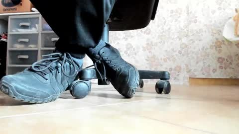 Snapshot of pablomenesssl chatting on January 17, 2026, 10:20 am Pablo Meness online show from January 17, 2026, 10:20 am