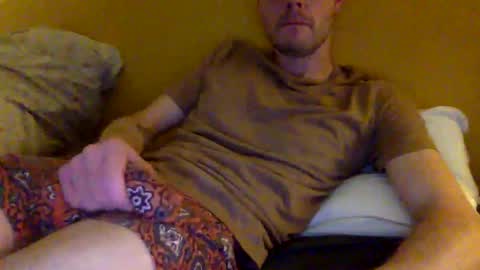 Snapshot of paintdude424 chatting on December 9, 2024, 5:18 am paintdude424 online show from December 9, 2024, 5:18 am