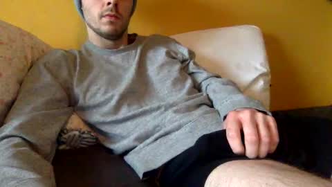 Snapshot of paintdude424 chatting on December 11, 2024, 6:42 pm paintdude424 online show from December 11, 2024, 6:42 pm