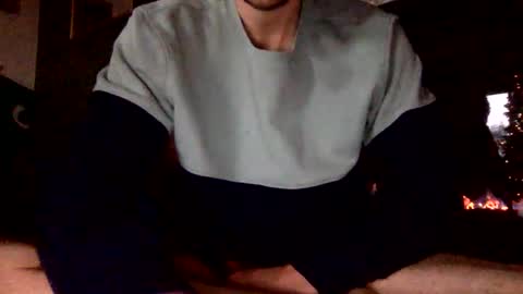 Snapshot of paintdude424 chatting on December 27, 2024, 5:48 pm paintdude424 online show from December 27, 2024, 5:48 pm