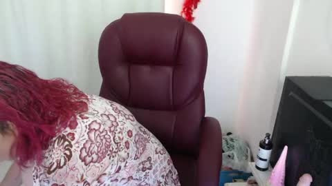 paiper online show from April 12, 2026, 2:55 pm