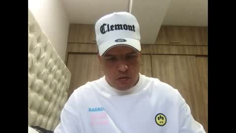 paisaexotico online show from November 2, 2025, 10:23 pm