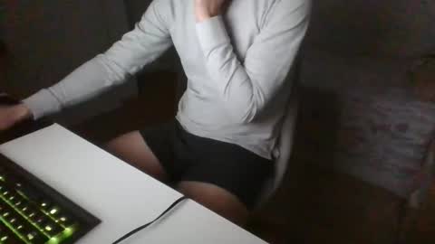 pajaritosenelaire online show from April 2, 2026, 3:20 pm